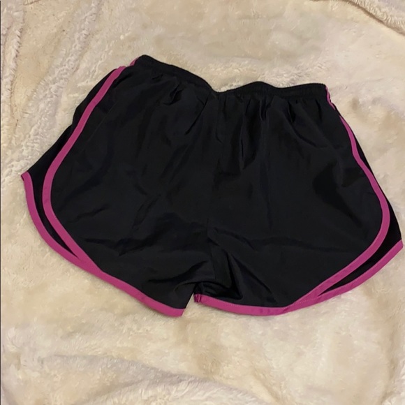 Nike Dri-Fit Shorts - Picture 2 of 3